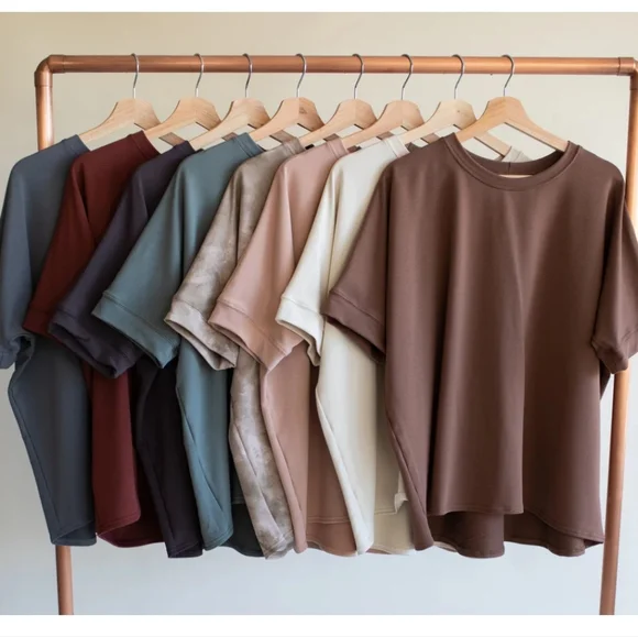 Zara Tee - Picture 2 of 7